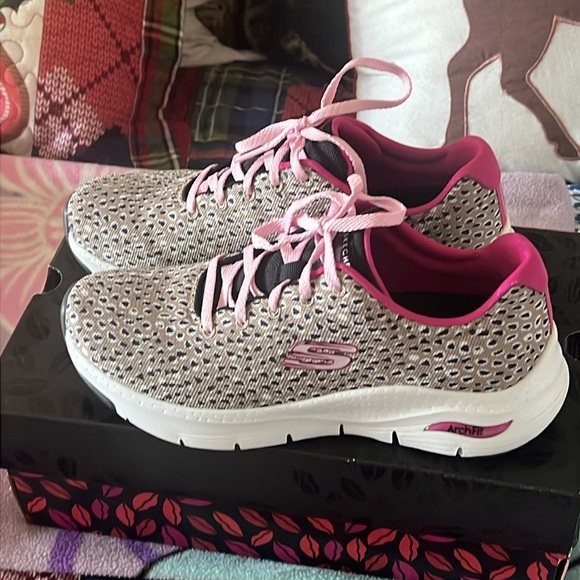 Worm once Sketchers - Picture 2 of 5